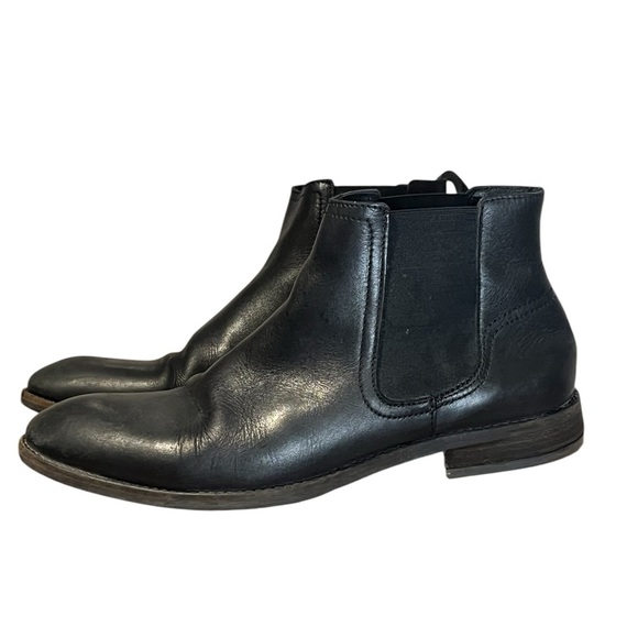 Steve Madden Black Leather Boots - Picture 1 of 3